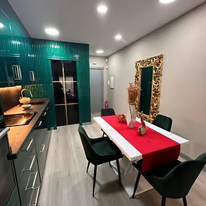 apartamento-cerca-al-mar.hotelsinnerja.org/